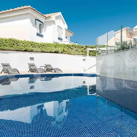 Full House With Pool, Bbq And Garden By Rems * Τορρεμολίνος